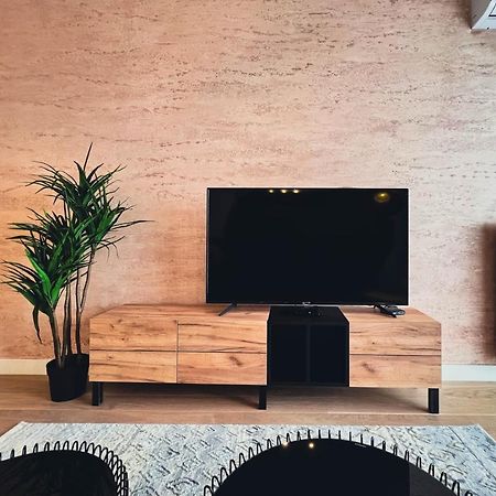 Waterfront Luxury Suites Belgrade Extérieur photo