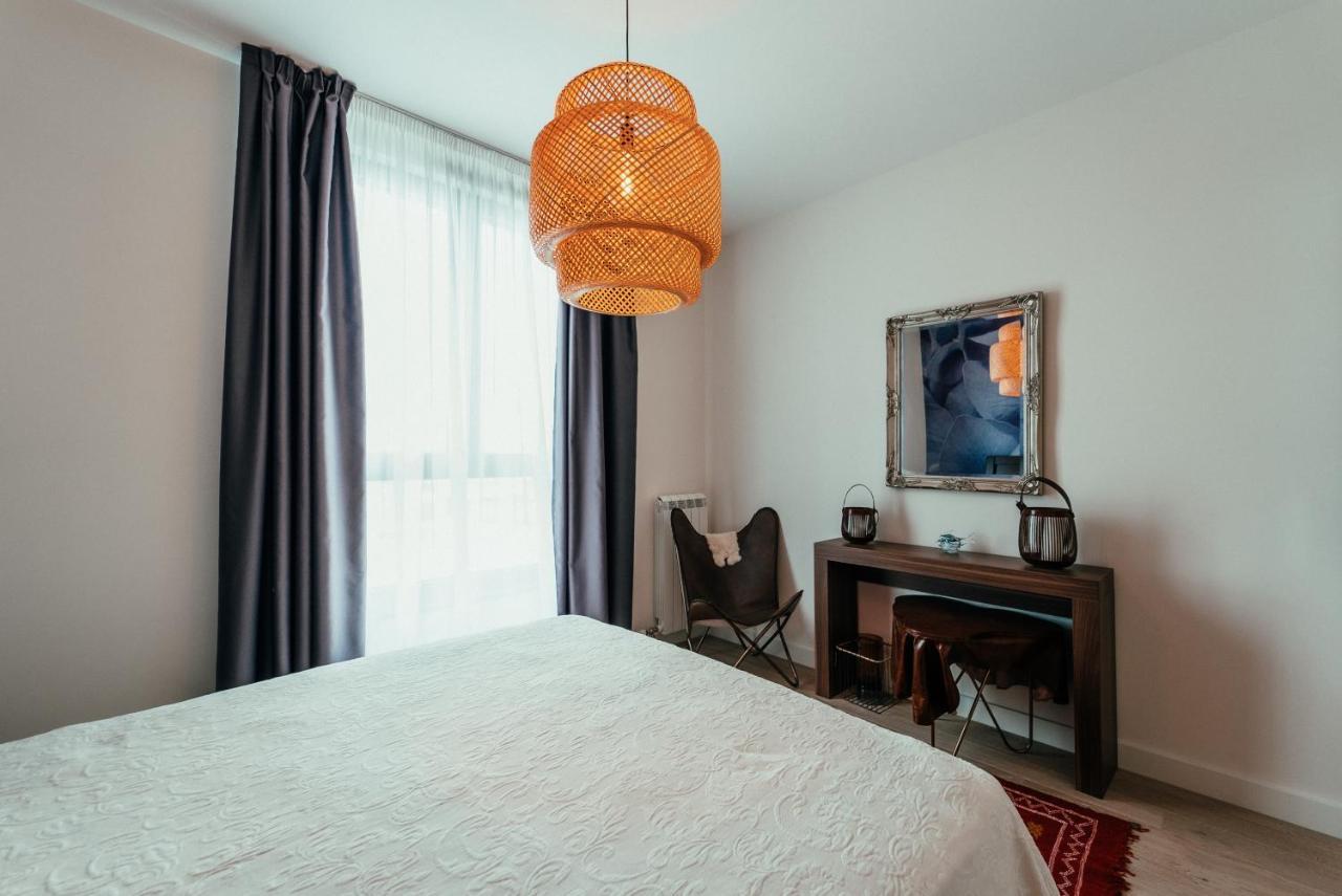 Waterfront Luxury Suites Belgrade Extérieur photo
