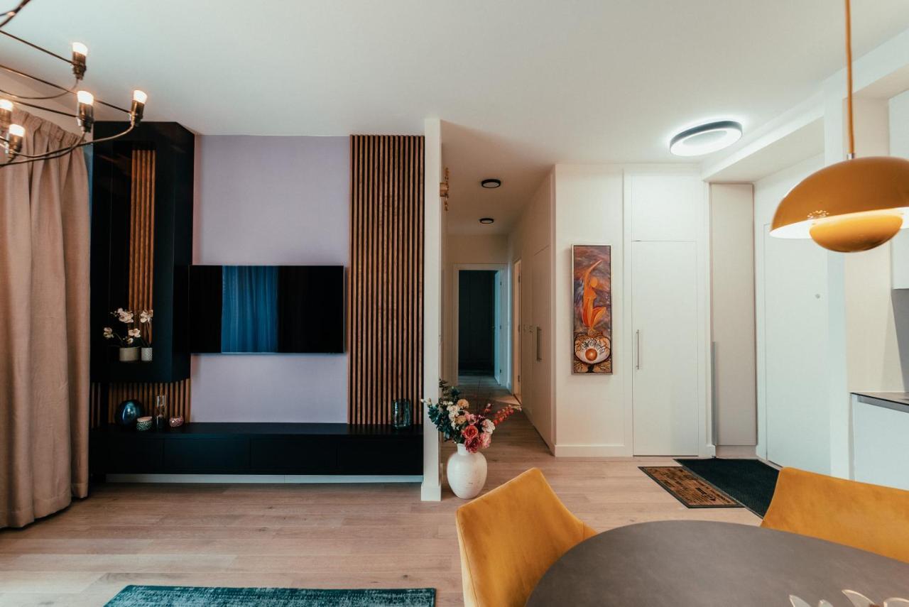 Waterfront Luxury Suites Belgrade Extérieur photo