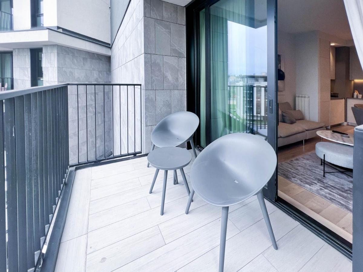 Waterfront Luxury Suites Belgrade Extérieur photo