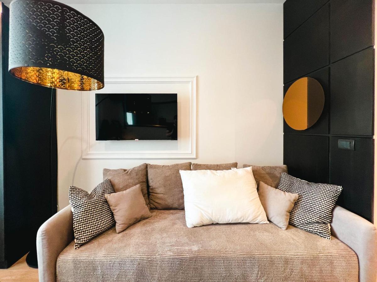 Waterfront Luxury Suites Belgrade Extérieur photo