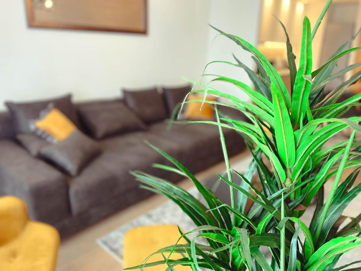 Waterfront Luxury Suites Belgrade Extérieur photo