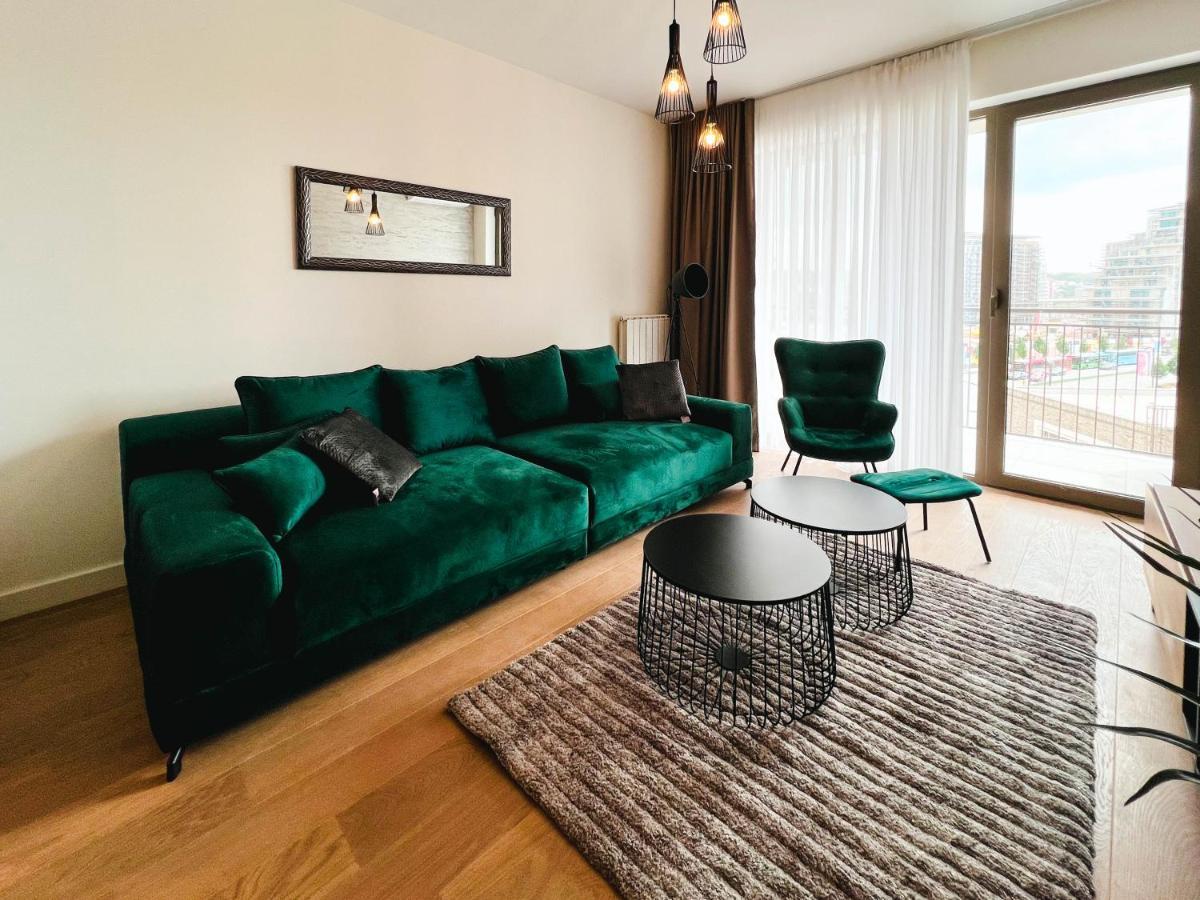 Waterfront Luxury Suites Belgrade Extérieur photo