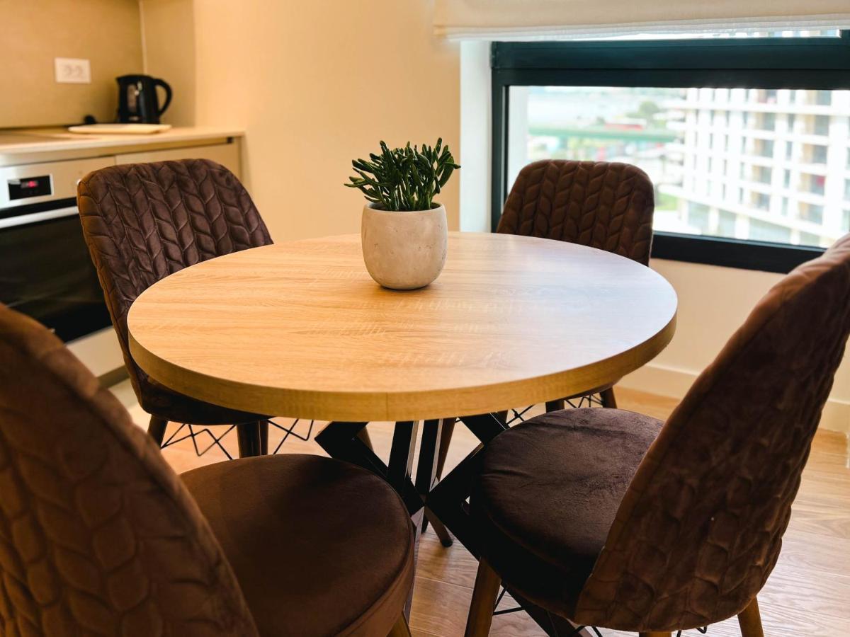 Waterfront Luxury Suites Belgrade Extérieur photo
