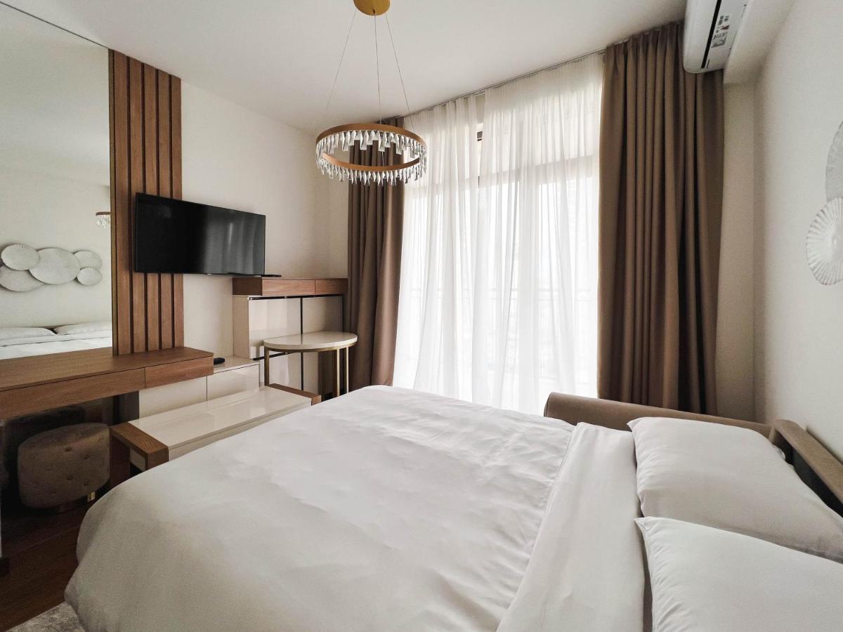 Waterfront Luxury Suites Belgrade Extérieur photo
